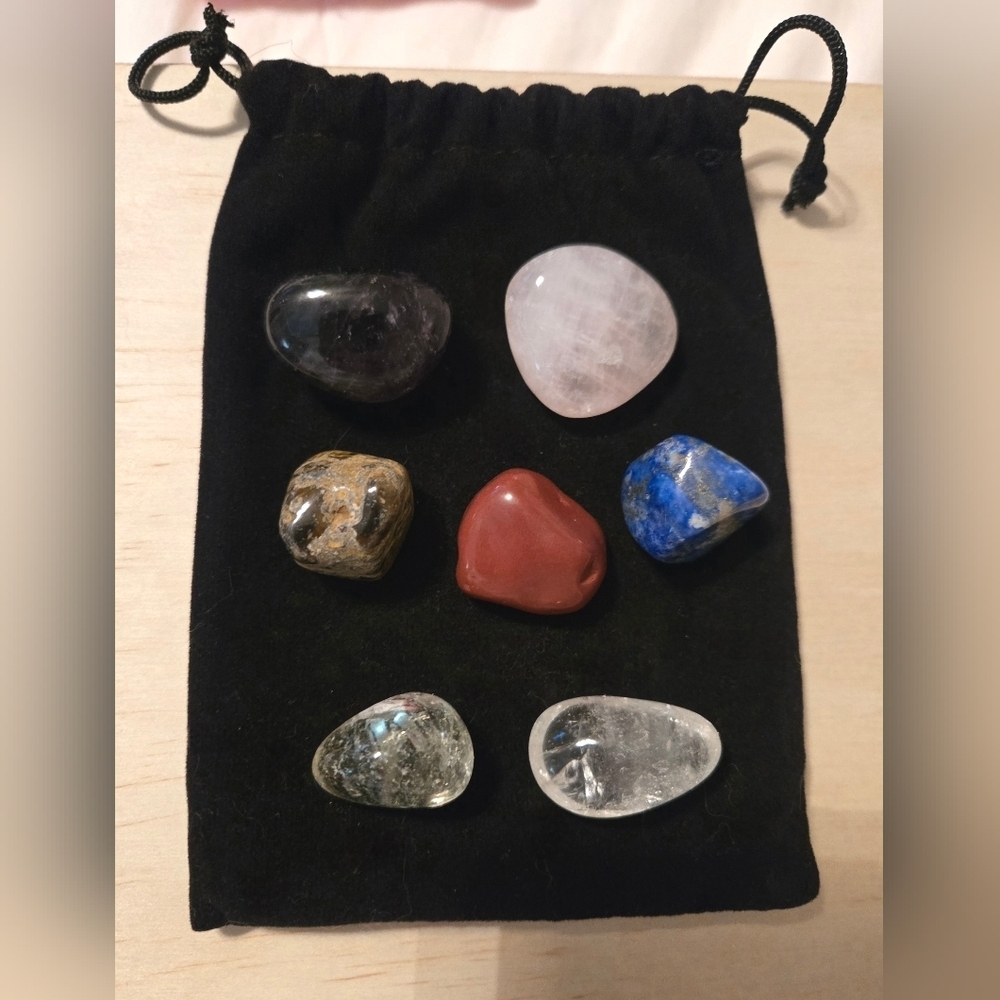 NWT | Chakra Healing Crystals Stone Kit | 19 Piece Box Set | - Picture 7 of 14